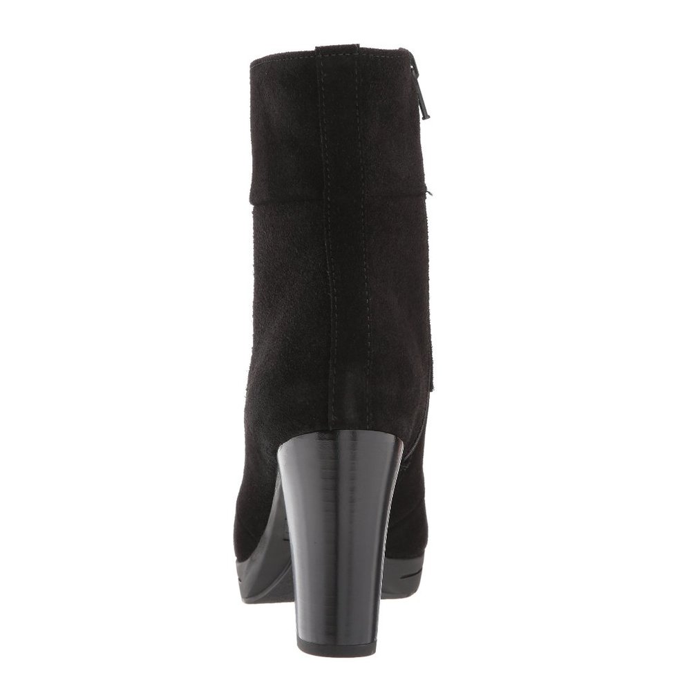 La Canadienne Mirabella Women's Fashion Boot - Picture 3 of 10